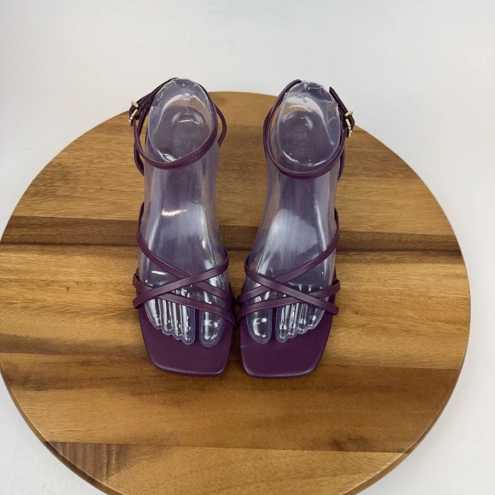 New Womens Open Edit Remington Purple Faux Leather‎ Kitten Heel Snadals Size 8.5